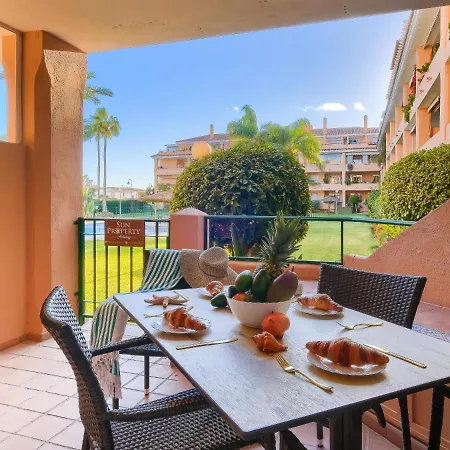 Apartment Siesta 1, Con Playa Y Parking