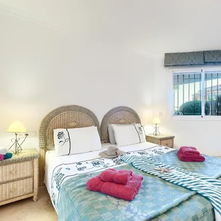 Apartment Siesta 1, Con Playa Y Parking